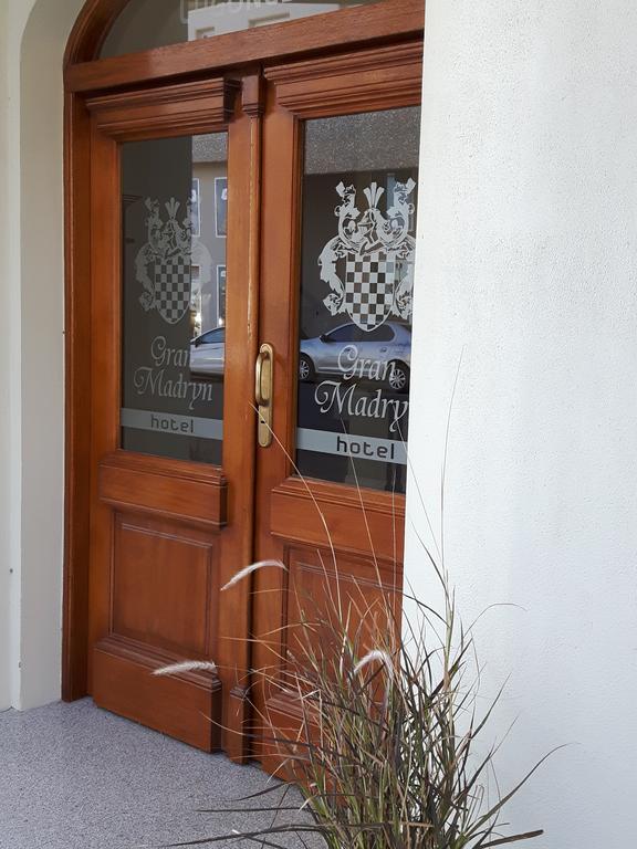 Hotel Gran Madryn Puerto Madryn Exteriör bild
